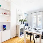 Guestready - Charming Home In The 15Th Arr.